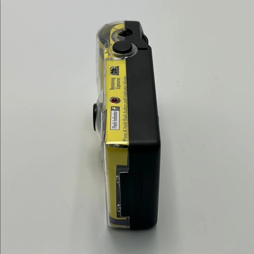Vintage‎ FunPak Disposable Film Camera 400ISO 27exp Yellow Flash
